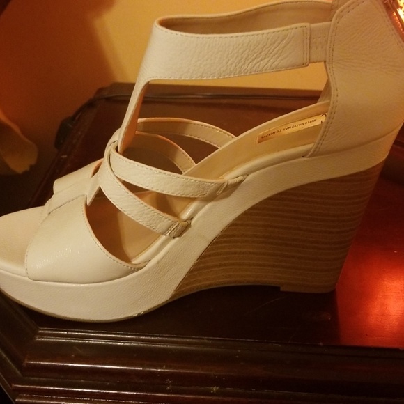 Women's sandals - Picture 2 of 8